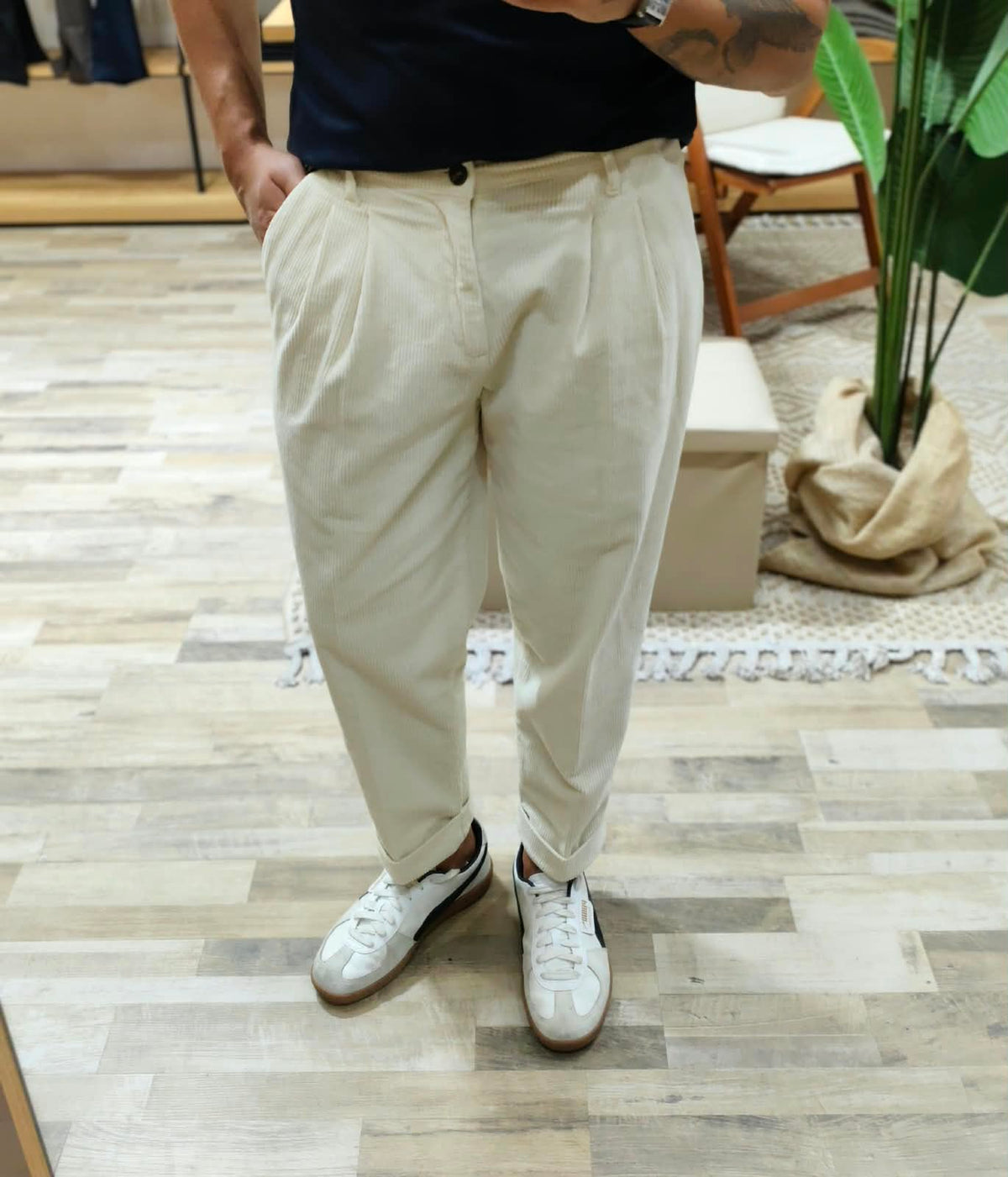 Pantalone a coste in velluto Carrot Fit